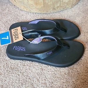 NWT Flojos flip flop sandals